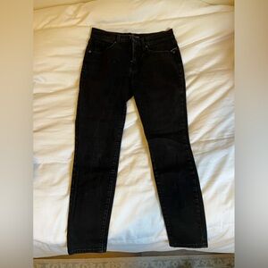 Black skinny jeans